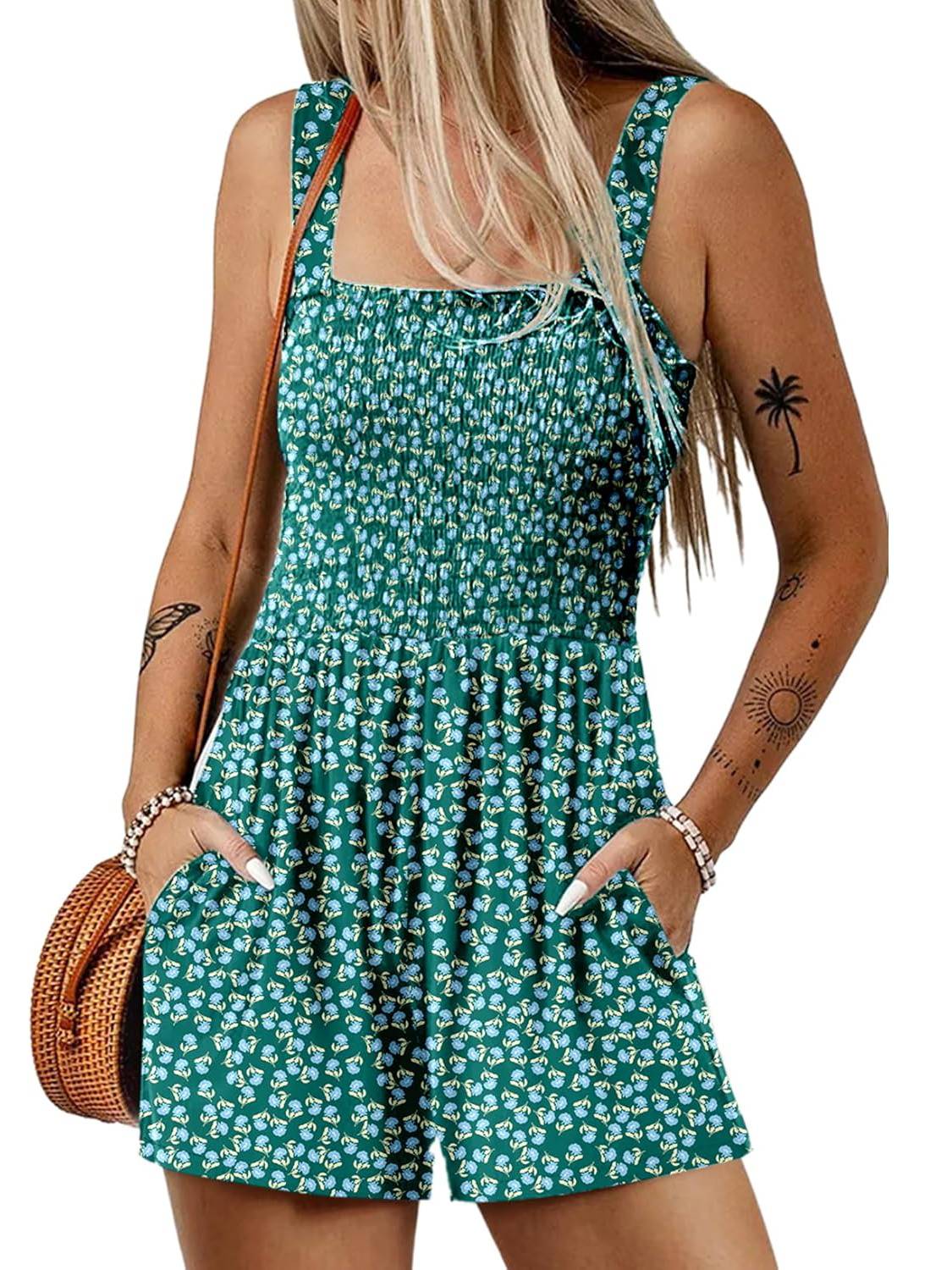 Icone™ SummerRomper: Kvinne Uten Ermer Firkantet Hals Sommer Romper