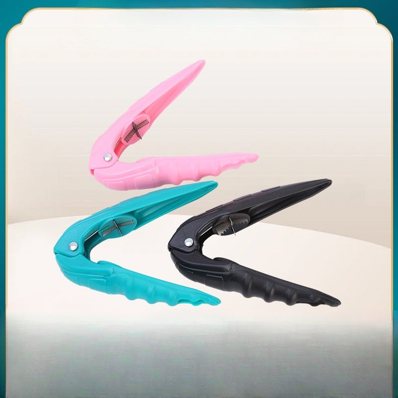 Globetrek° NutCracker 1+1 GRATIS: Enkel Å Bruke Høy Kvalitet Ergonomisk Nøtteknekker