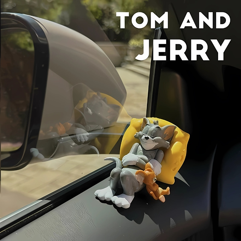CarCharm 1+1 GRATIS: Tom Og Jerry Leken Dashbord Ornament