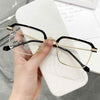 VisionGlasses 1+1 GRATIS: Slank Passe Anti-Blålysbeskyttelse Visjonsbriller