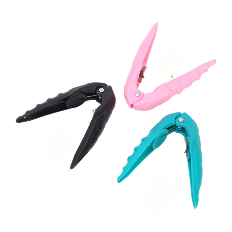 Globetrek° NutCracker 1+1 GRATIS: Enkel Å Bruke Høy Kvalitet Ergonomisk Nøtteknekker