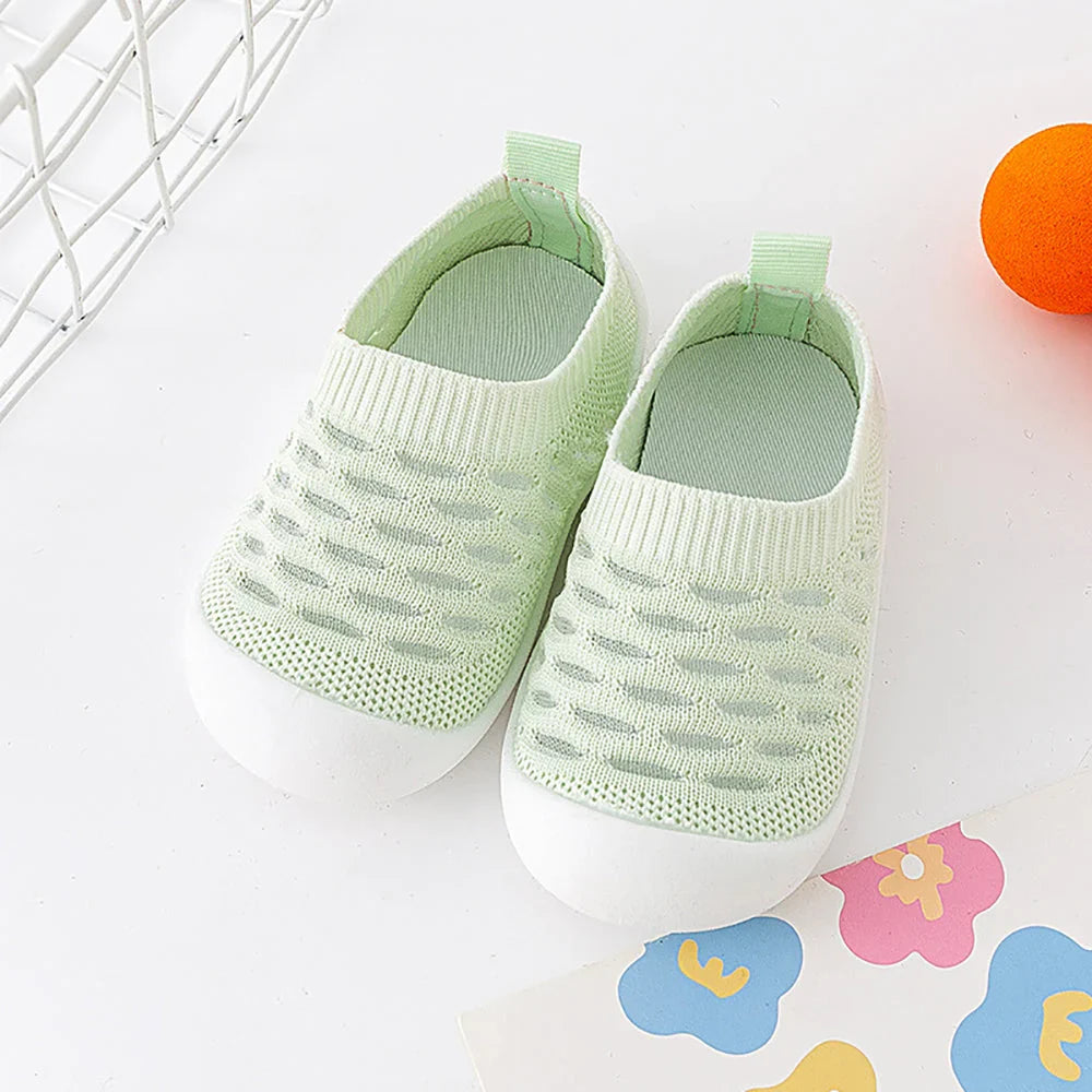 Kletshuts™ TinyShoes: Sklisikker Baby Mesh Sko