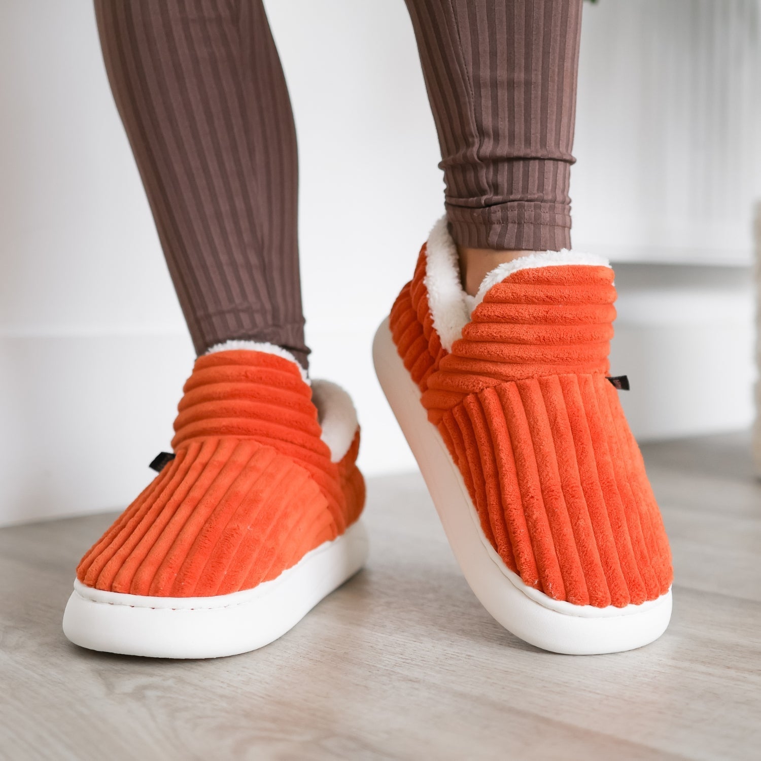 Happy™ CozySlippers: Unisex Vinter Fottøy Komfortabel Varm Tøfler