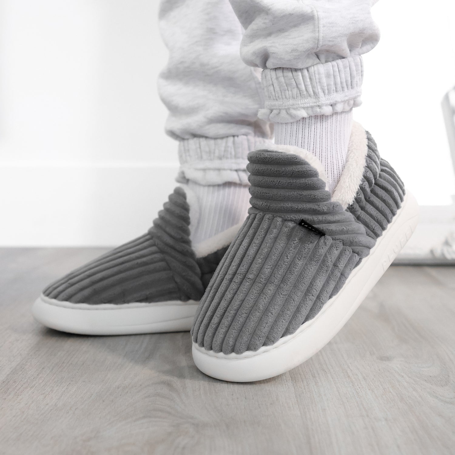 Happy™ CozySlippers: Unisex Vinter Fottøy Komfortabel Varm Tøfler