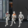 ReaderDecor 1+1 GRATIS: Lesing Figur Dekor for Skrivebord Og Hylleutstilling