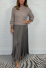 Icone™ PleatedDress: Langermet Topp Med Elegant Plissert Bunn Kjole