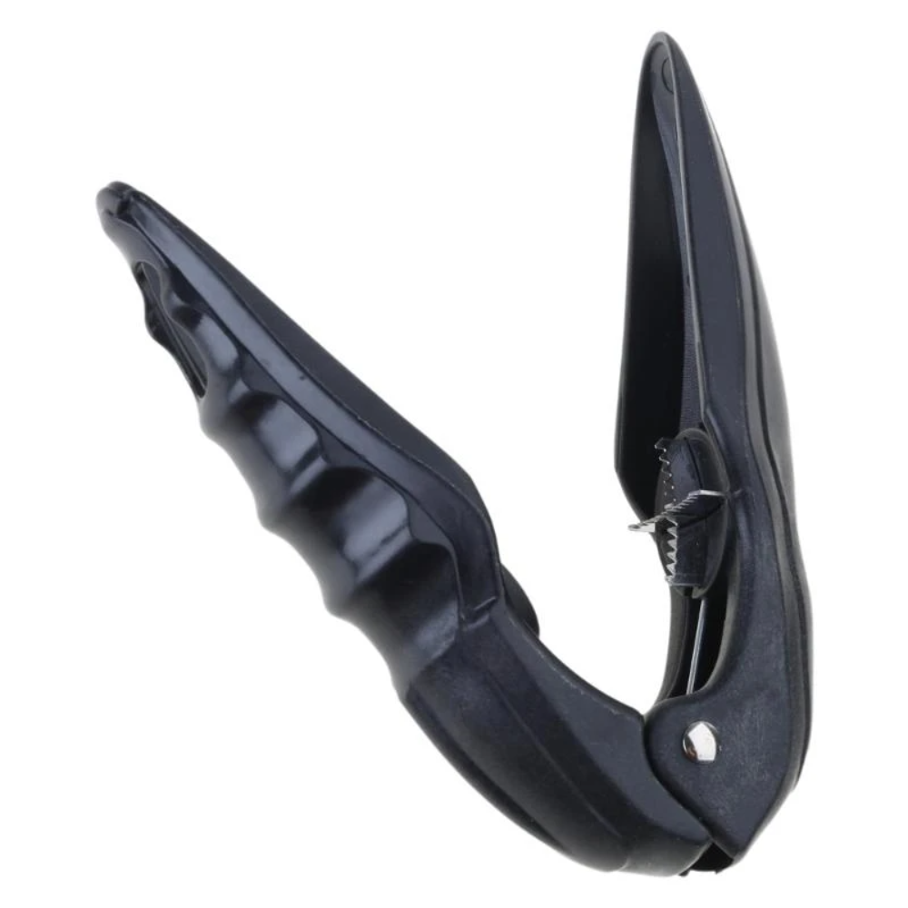 Globetrek° NutCracker 1+1 GRATIS: Enkel Å Bruke Høy Kvalitet Ergonomisk Nøtteknekker