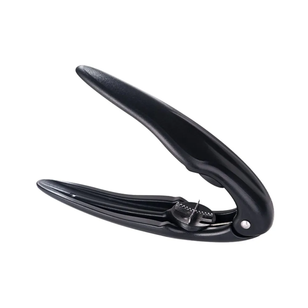 Globetrek° NutCracker 1+1 GRATIS: Enkel Å Bruke Høy Kvalitet Ergonomisk Nøtteknekker