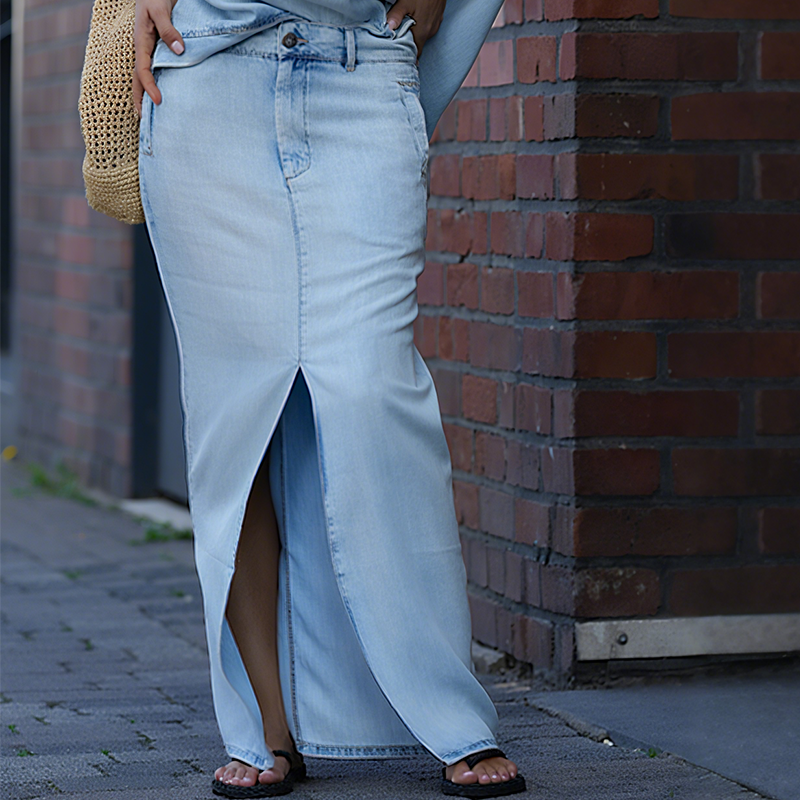 Icone™ FashionSet: Stilig Off-Shoulder Topp Og Denimskjørt